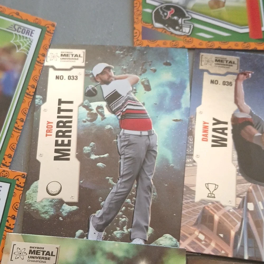 Assorted Sports Trading Cards Collection - Picture 12 of 12